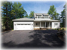 Does-a-Poconos-house-have-to-be-rustic2