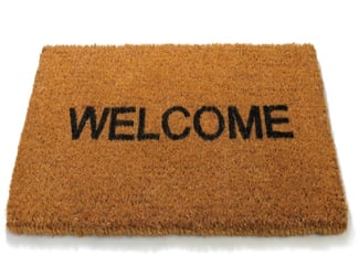 Poconos-hospitality-tips-for-entertaining_guests-in-your-home