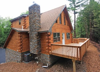 Should-I-Build-a-Vacation-Home-Near-Pocono-Lake.jpg