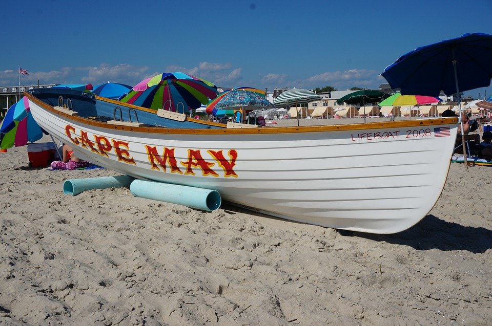 The Poconos vs The Jersey Shore Where Should YOU Vacation?